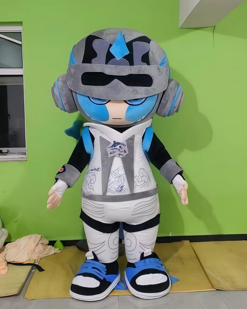 Case 3 finished mascot