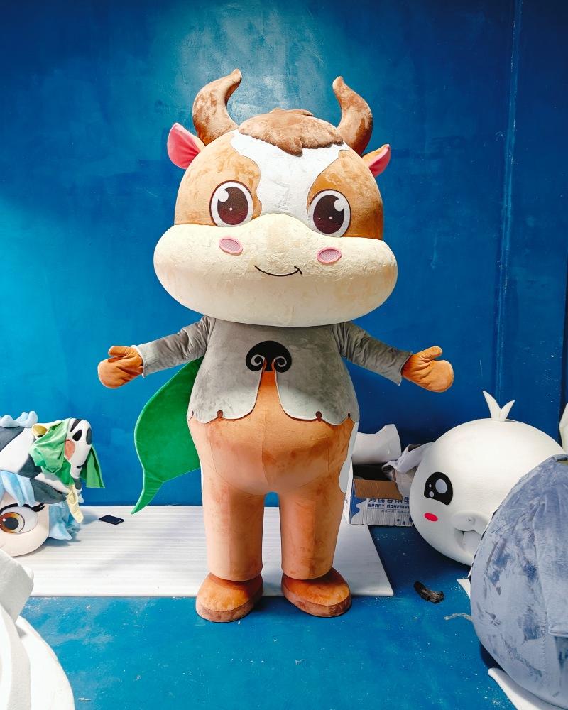 Case 4 finished mascot