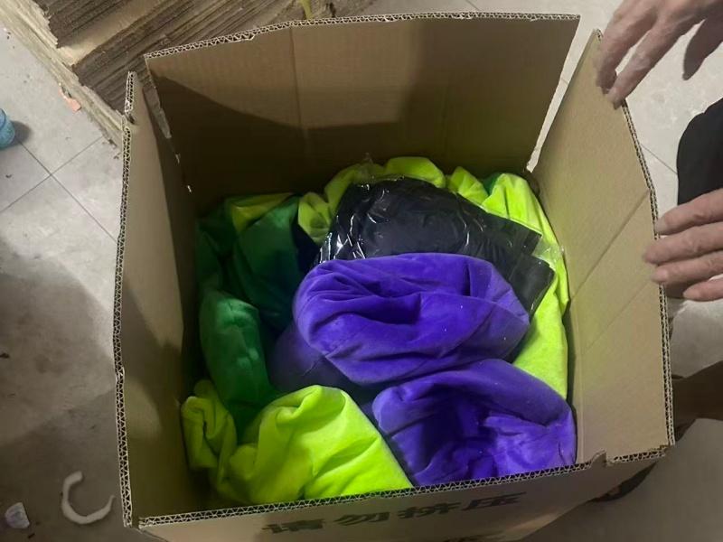 Folded inflatable mascot for shipping